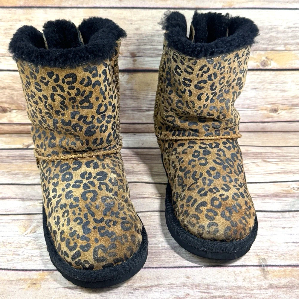 Ugg Girls Brown Black Leopard Print Bailey Bow Boots Size 13